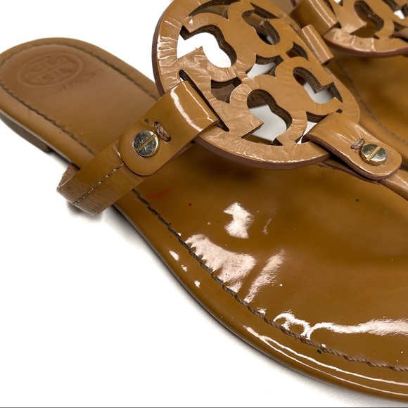 ❎ SOLD Tory Burch Miller Sandals Patent Leather Tan Brown Size 9 - Picture 7 of 14